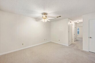 4021 Valparaiso Blvd in Niceville, FL - Building Photo - Building Photo