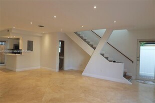 7312 Gary Ave in Miami Beach, FL - Building Photo