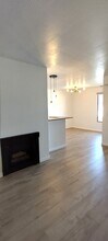 510 N Maryland Ave, Unit 3rd Floor in Glendale, CA - Building Photo - Building Photo