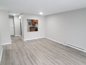 760 Cummins Hwy, Unit 28 in Boston, MA - Building Photo - Building Photo