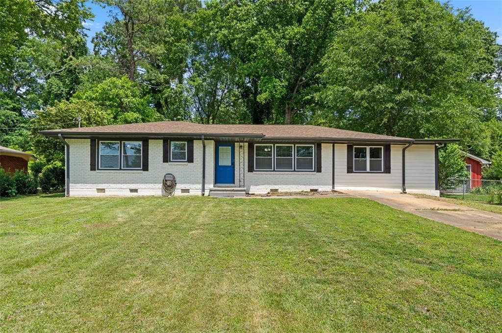 1824 Atherton Dr in Decatur, GA - Building Photo