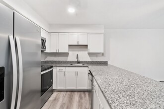 1540 W Thompson St in Philadelphia, PA - Foto de edificio - Building Photo