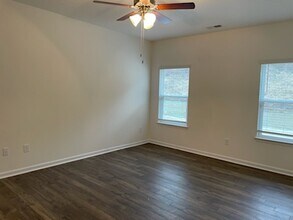 144 Ibis Loop in Oak Ridge, TN - Building Photo - Building Photo