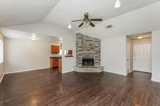 13526 Hampton Falls Dr in Houston, TX - Building Photo - Building Photo