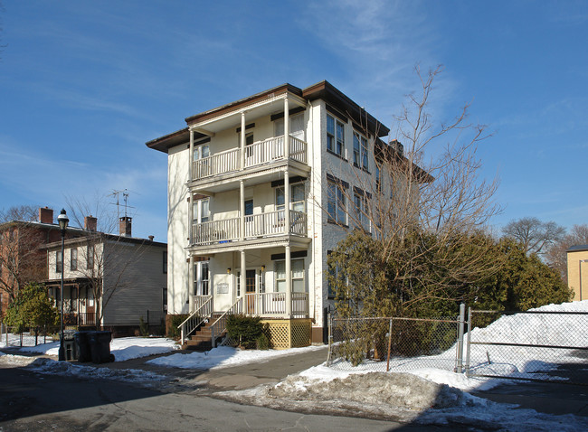 24-26 Alden St