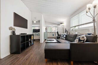 4305-7 Temecula St, Unit 4305.5 in San Diego, CA - Building Photo - Building Photo