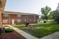 South Oak in Ames, IA - Building Photo - Building Photo