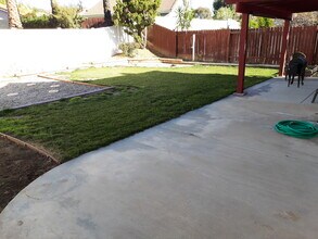 39651 Knollridge Dr in Temecula, CA - Foto de edificio - Building Photo