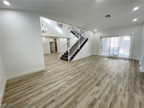 7732 Crenshaw Way in Las Vegas, NV - Building Photo - Building Photo