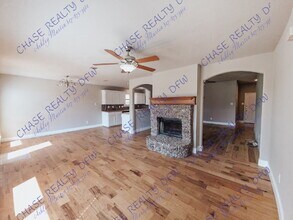 10929 Hawks Landing Rd in Haslet, TX - Foto de edificio - Building Photo