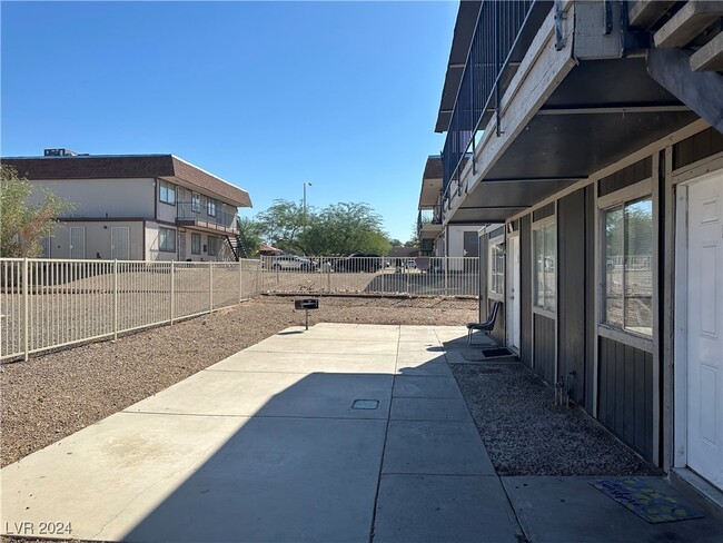 152 Judy Ln in Henderson, NV - Building Photo - Building Photo