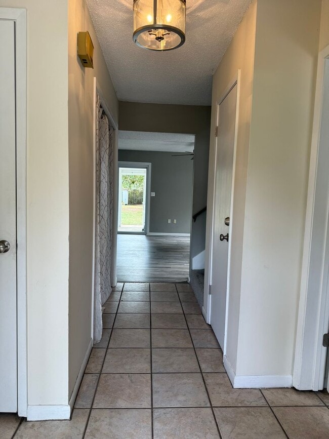617 E 23rd Ave in Gulf Shores, AL - Foto de edificio - Building Photo
