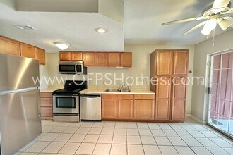 145 4th Ave in Shalimar, FL - Building Photo - Building Photo