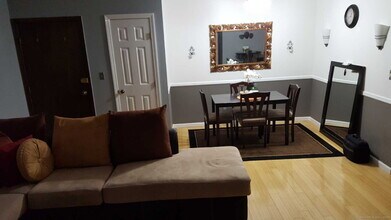 405 Glendale Ave in Bridgeport, CT - Building Photo - Building Photo