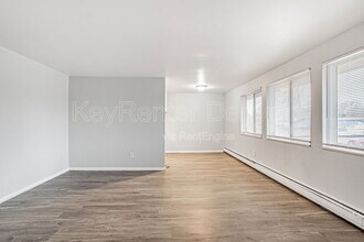 1280 Zephyr St in Lakewood, CO - Building Photo - Building Photo