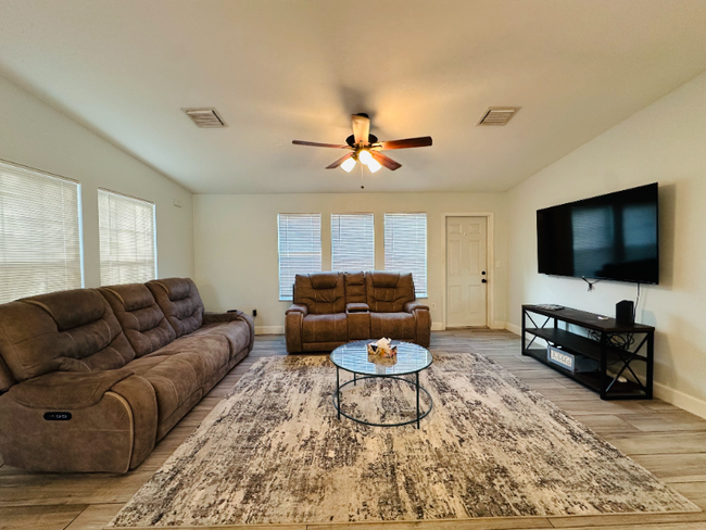 31167 Ave G in Big Pine Key, FL - Building Photo - Building Photo
