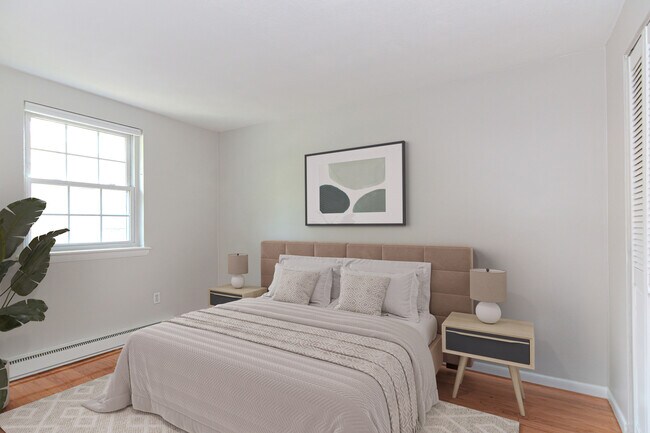 property at 4 Colonial Village Dr