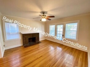 305 E 43rd St in Kansas City, MO - Building Photo - Building Photo