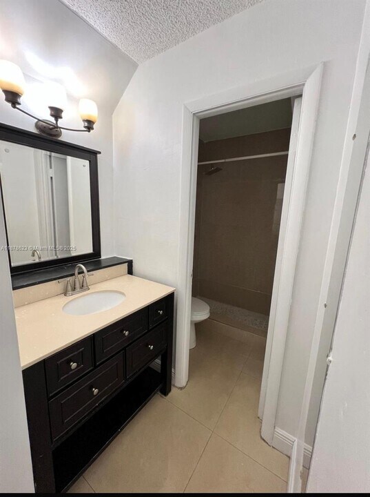 850 SW 129th Pl in Miami, FL - Building Photo