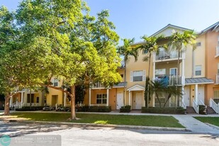 320 SW 14th Ave in Fort Lauderdale, FL - Foto de edificio - Building Photo