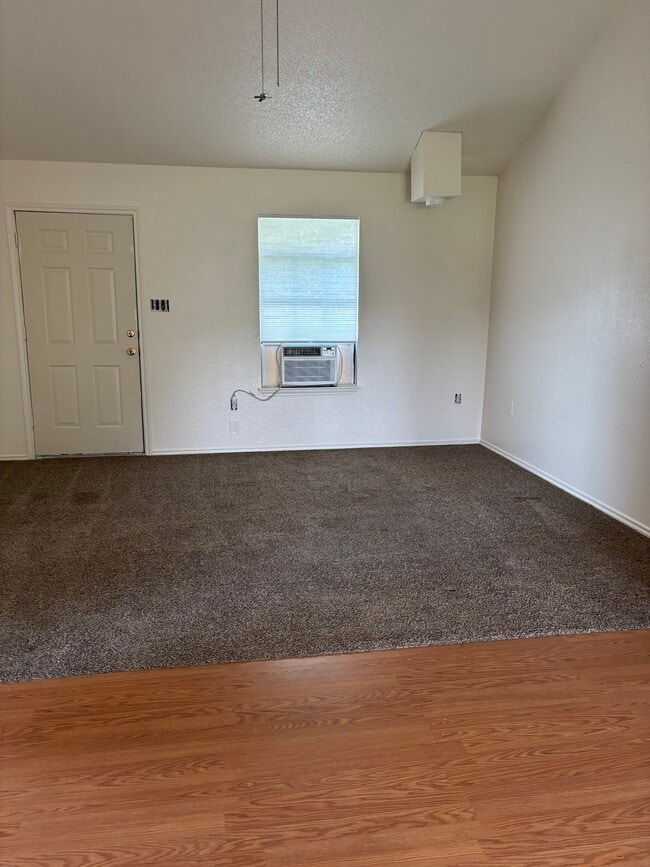 220 PR-4839 in Kempner, TX - Building Photo - Building Photo