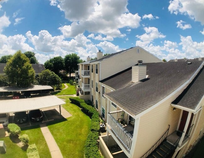 property at 2750 Holly Hall St