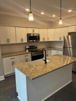 744 Gracey Ave in Clarksville, TN - Building Photo