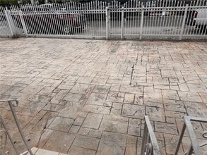 255 SW 60th Ave in Miami, FL - Building Photo - Building Photo