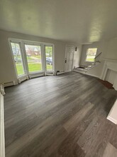 27160 Shoreview Ave in Euclid, OH - Building Photo - Building Photo