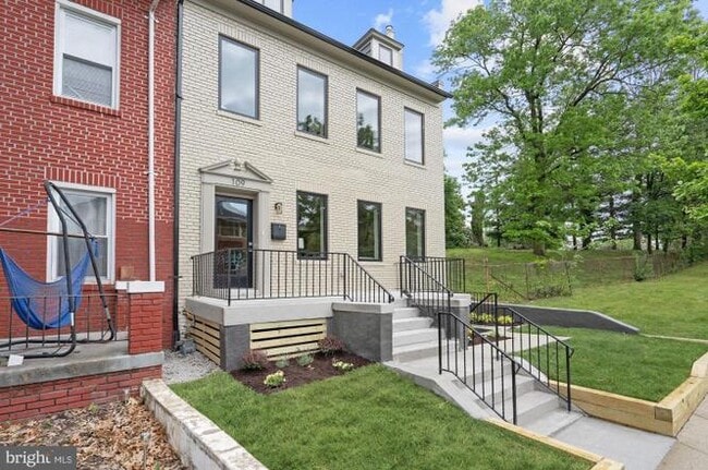 109 Webster St NW in Washington, DC - Building Photo - Building Photo