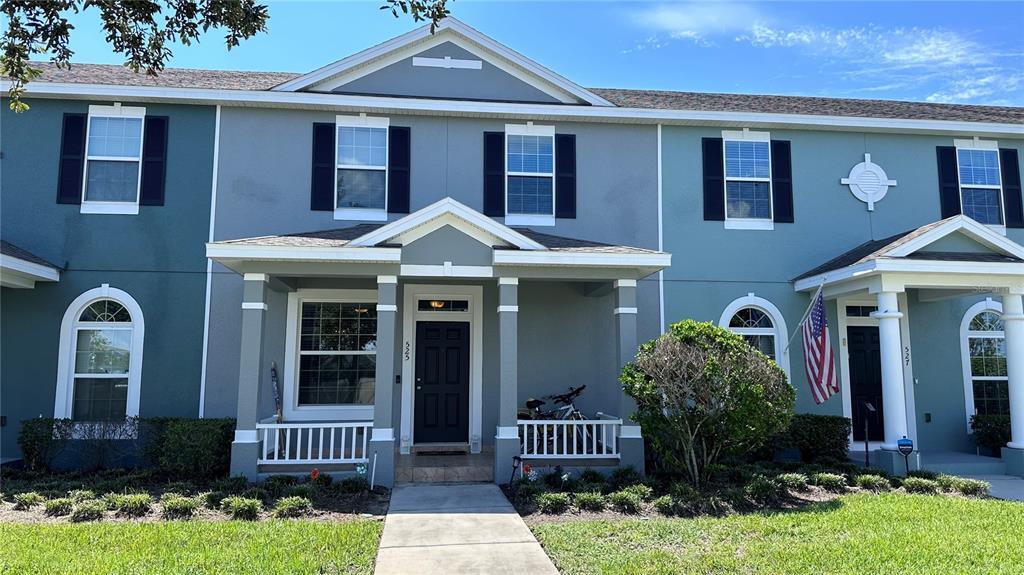 525 Waterside Pointe Dr in Groveland, FL - Building Photo