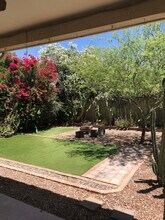 2715 S Cottonwood in Mesa, AZ - Foto de edificio - Building Photo