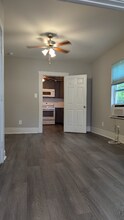 7414 Canal St-Unit -B in Houston, TX - Building Photo - Building Photo