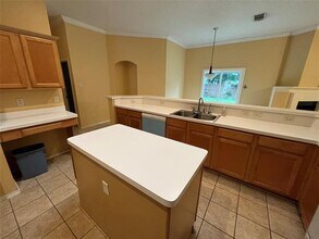 1120 Deer Valley Ln in Arlington, TX - Building Photo - Building Photo