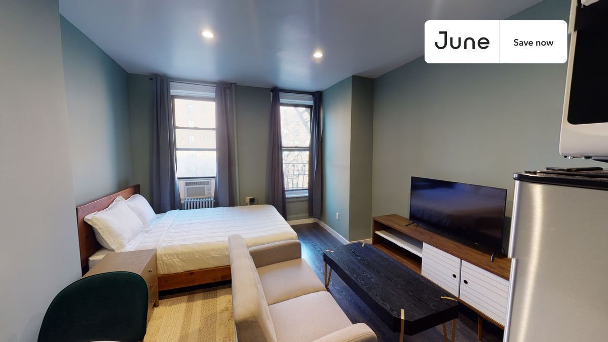 534 E 14th St in New York, NY - Building Photo