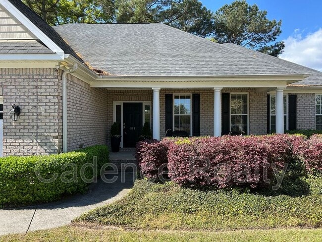 814 Lambrook Dr in Wilmington, NC - Building Photo - Building Photo