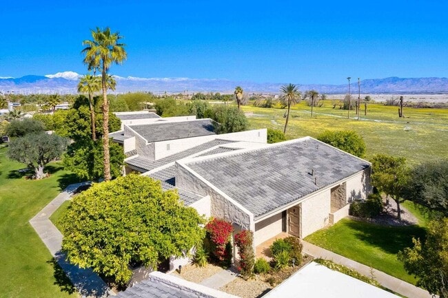 property at 2604 N Whitewater Club Dr