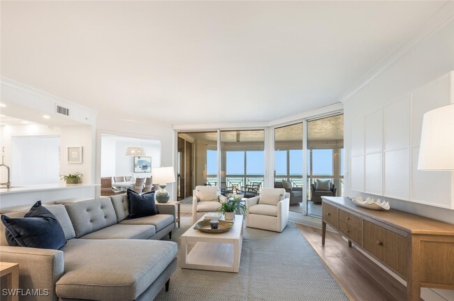 property at 4021 Gulf Shore Blvd N