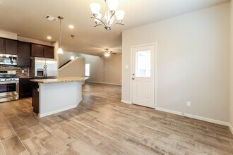 7938 Tuscan Cypress Dr in Cypress, TX - Foto de edificio - Building Photo