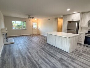 1730 W Hemlock St in Oxnard, CA - Building Photo - Building Photo