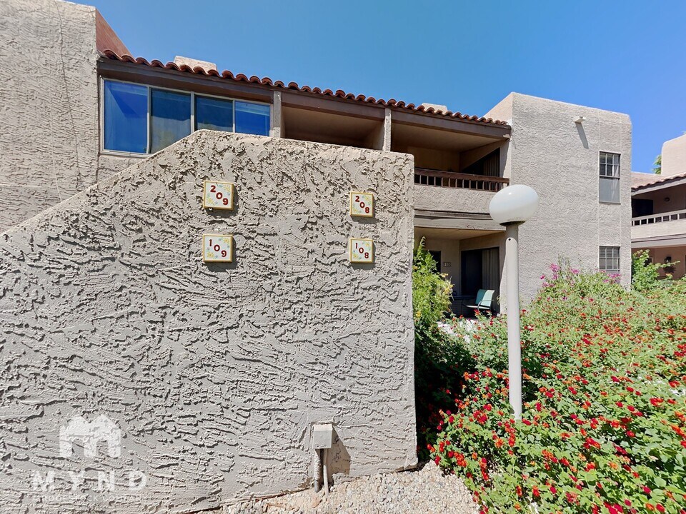 5998 N 78th St in Scottsdale, AZ - Building Photo