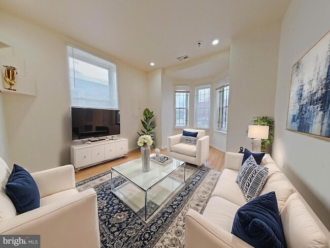 1422 Willington St, Unit 3A in Philadelphia, PA - Foto de edificio - Building Photo