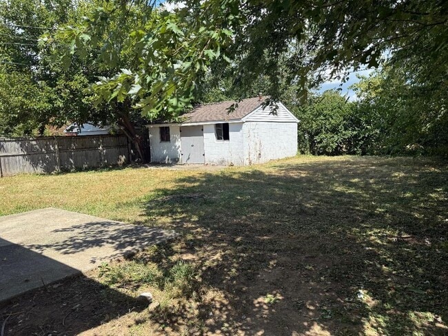 609 Rogers Rd in Lexington, KY - Building Photo - Building Photo