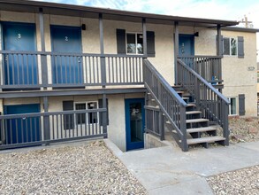 808 Yucca Dr in Lamar, CO - Building Photo - Building Photo