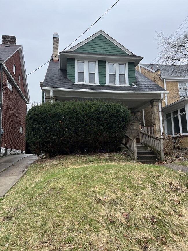 property at 5612 Forbes Ave
