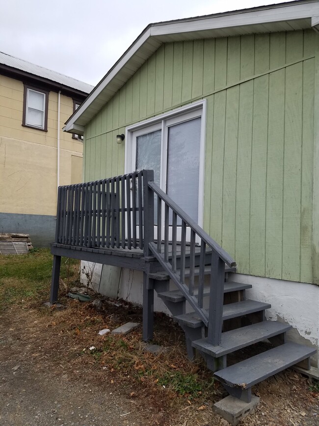 property at 211 Gussie Ave