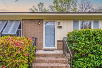 1439 Glencoe Dr in Mount Pleasant, SC - Building Photo - Building Photo