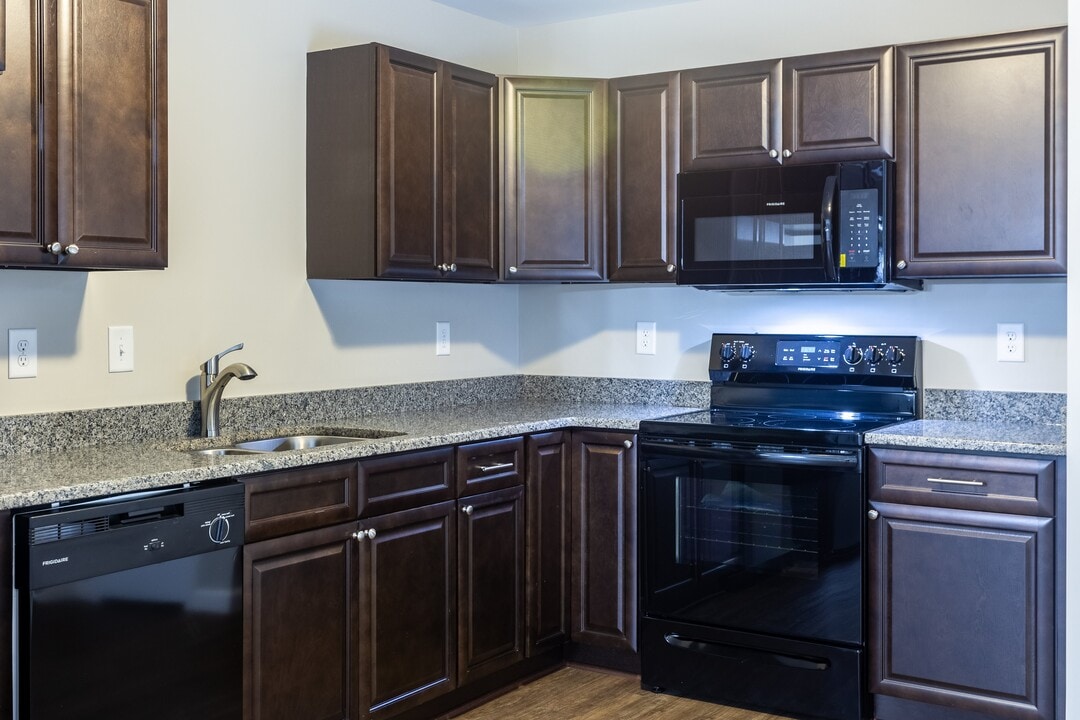 442 Sierra Rd in Spartanburg, SC - Building Photo