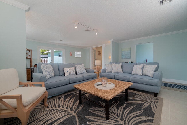 property at 1424 Willow Rd