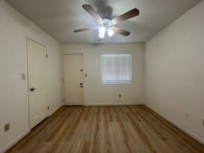 1125 Cherry Ln in Tehachapi, CA - Building Photo - Building Photo